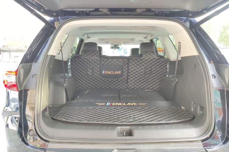 Used Buick Enclave 2020 28T Two-Wheel Drive Zhanqi Version Trunk