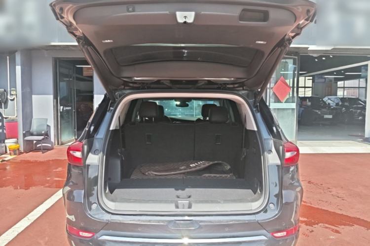 Used Buick Enclave 2020 28T Two-Wheel Drive Prestige Version Trunk