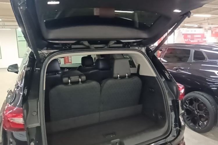 Used Buick Enclave 2020 28T Two-Wheel Drive Prestige Version Trunk