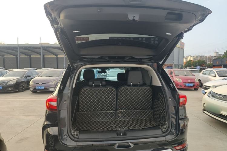 Used Buick Enclave 2020 28T Two-Wheel Drive Prestige Version Trunk