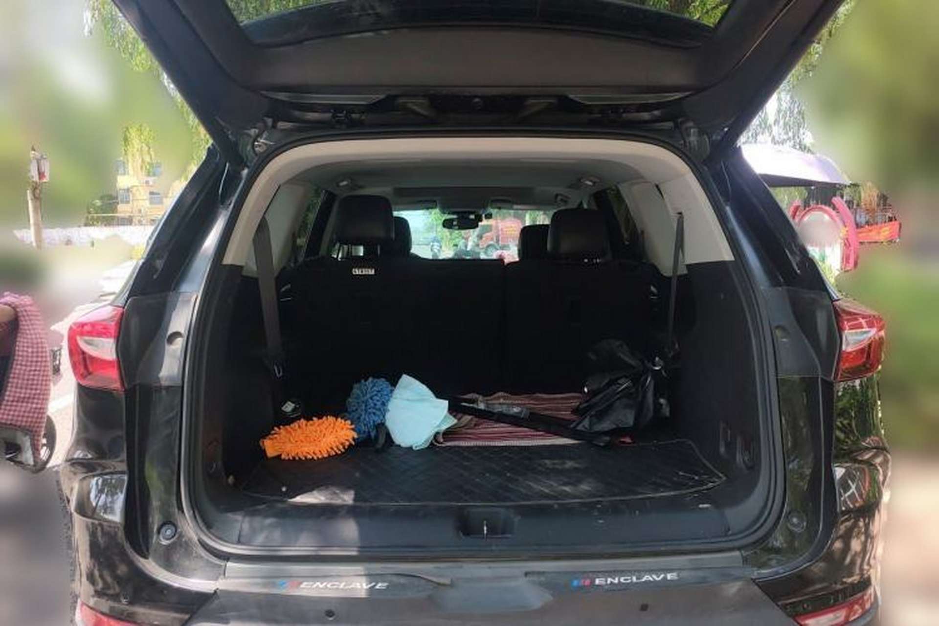Used Buick Enclave 2020 28T Two-Wheel Drive Zhanqi Version Trunk