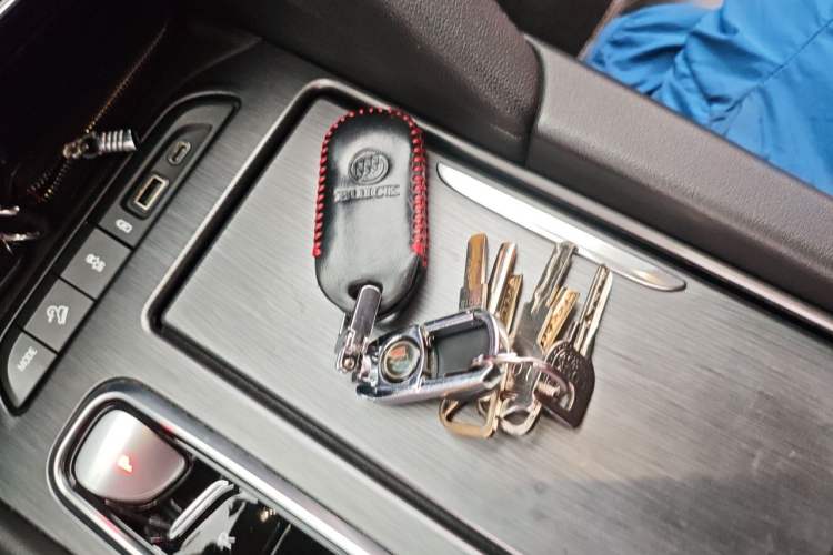 Used Buick Enclave 2020 28T Four-Wheel Drive Prestige Version Vehicle Key