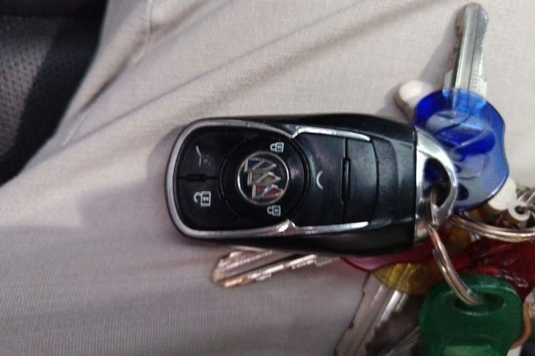 Used Buick Enclave 2020 28T Four-Wheel Drive Prestige Version Vehicle Key
