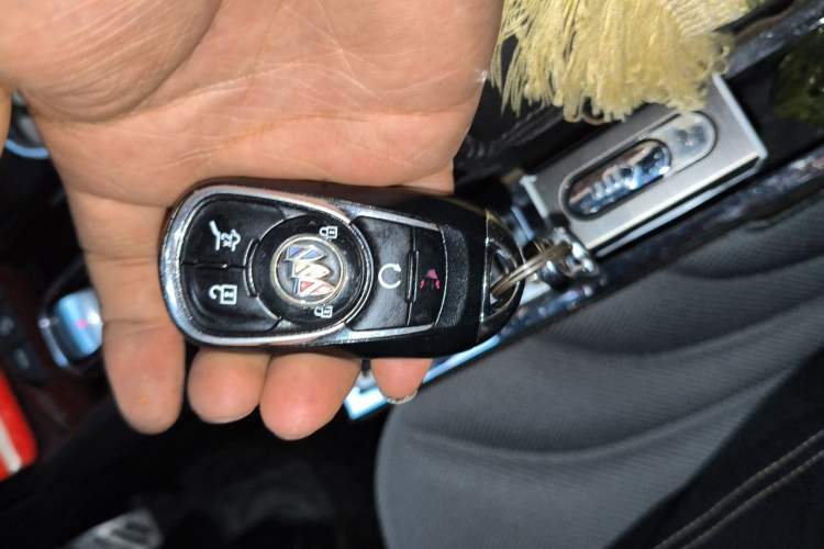 Used Buick Enclave 2020 28T Four-Wheel Drive Flagship Version Vehicle Key