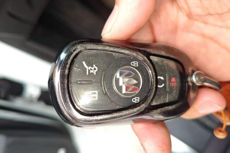 Used Buick Enclave 2020 28T Four-Wheel Drive Luxury Flagship Edition Vehicle Key