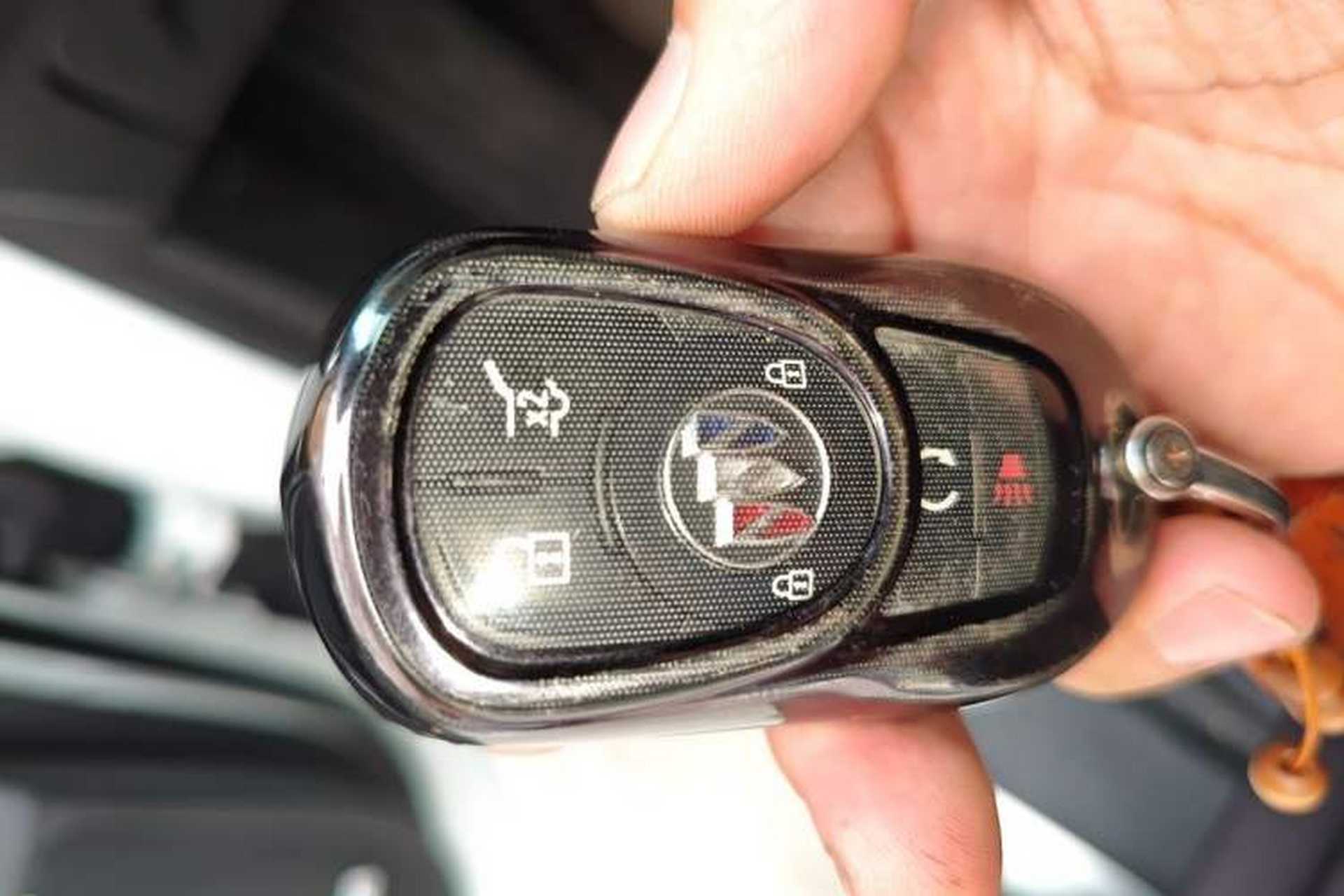 Used Buick Enclave 2020 28T Four-Wheel Drive Luxury Flagship Edition Vehicle Key