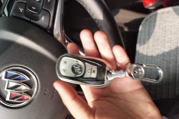 Used Buick Enclave 2020 28T Two-Wheel Drive Prestige Version Vehicle Key