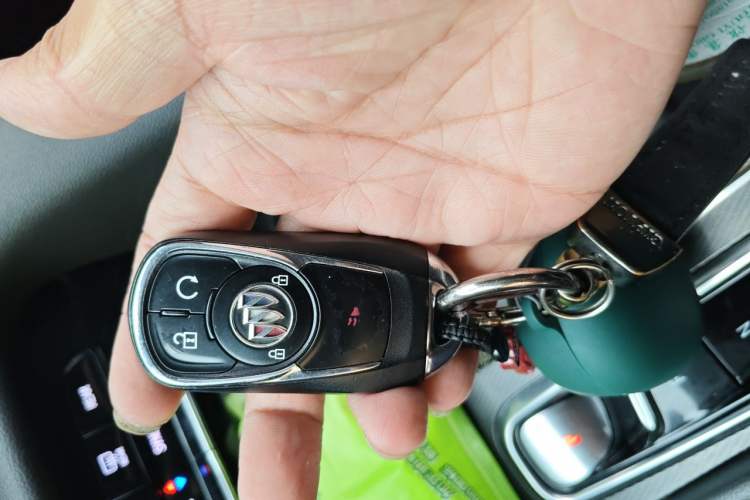 Used Buick Enclave 2020 28T Two-Wheel Drive Luxury Version Vehicle Key