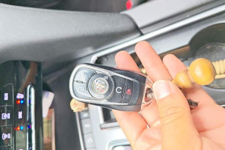 Used Buick Enclave 2020 28T Four-Wheel Drive Prestige Version Vehicle Key