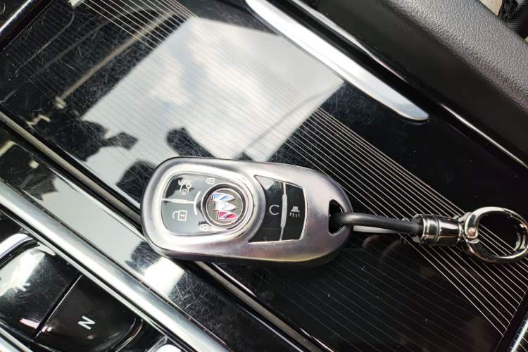 Used Buick Enclave 2020 28T Four-Wheel Drive Luxury Flagship Edition Vehicle Key