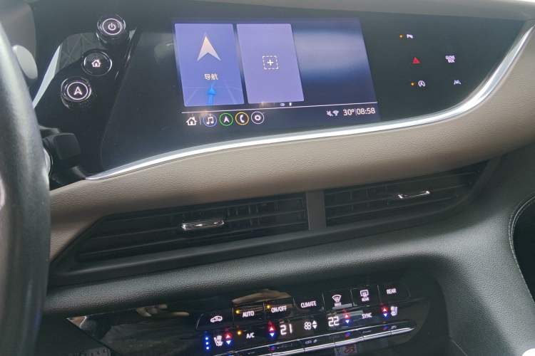 Used Buick Enclave 2020 28T Four-Wheel Drive Flagship Version Audio And AC Panel