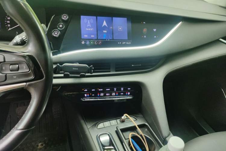Used Buick Enclave 2020 28T Four-Wheel Drive Prestige Version Audio And AC Panel