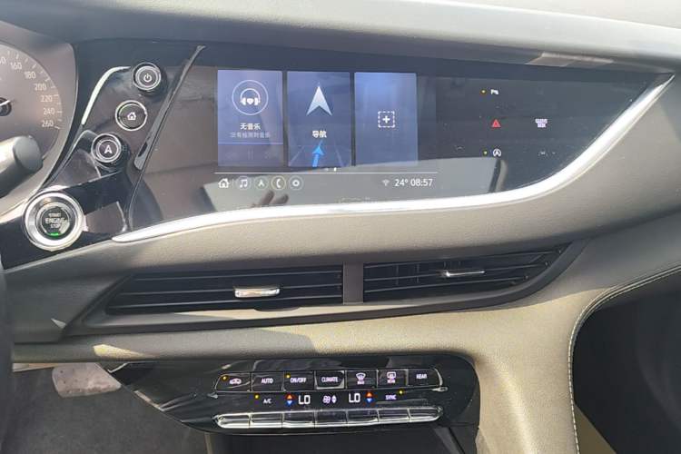 Used Buick Enclave 2020 28T Two-Wheel Drive Zhanqi Version Audio And AC Panel