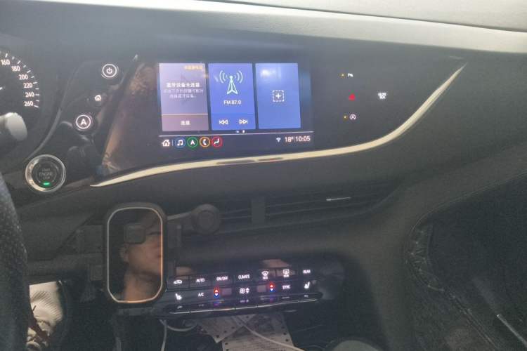 Used Buick Enclave 2020 28T Two-Wheel Drive Luxury Version Audio And AC Panel