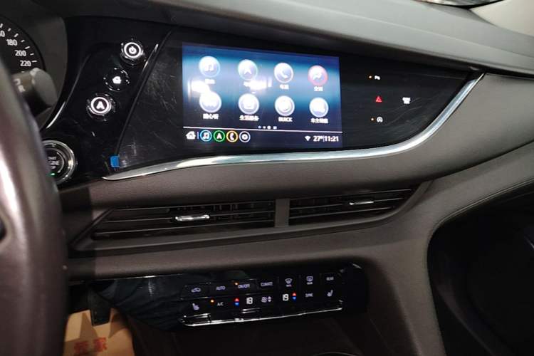 Used Buick Enclave 2020 28T Two-Wheel Drive Luxury Version Audio And AC Panel