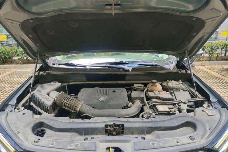 Used Buick Enclave 2020 28T Four-Wheel Drive Prestige Version Engine Bay