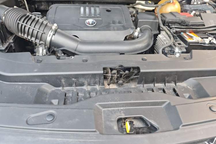 Used Buick Enclave 2020 28T Two-Wheel Drive Prestige Version Engine Bay