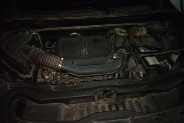 Used Buick Enclave 2020 28T Four-Wheel Drive Luxury Flagship Edition Engine Bay