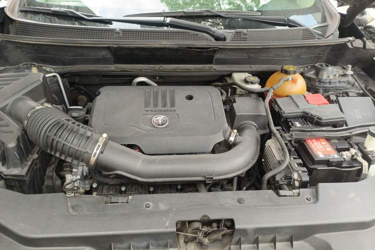 Used Buick Enclave 2020 28T Two-Wheel Drive Prestige Version Engine Bay