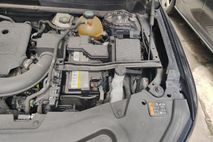 Used Buick Enclave 2020 28T Four-Wheel Drive Flagship Version Engine Bay Left