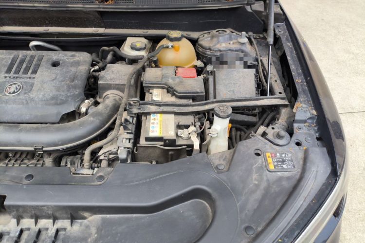 Used Buick Enclave 2020 28T Four-Wheel Drive Prestige Version Engine Bay Left