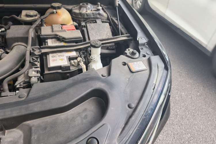 Used Buick Enclave 2020 28T Four-Wheel Drive Prestige Version Engine Bay Left