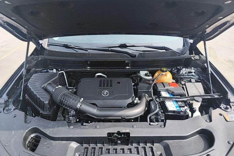 Used Buick Enclave 2020 28T Two-Wheel Drive Zhanqi Version Engine Bay