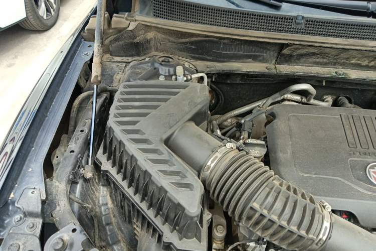 Used Buick Enclave 2020 28T Two-Wheel Drive Luxury Version Engine Bay Right