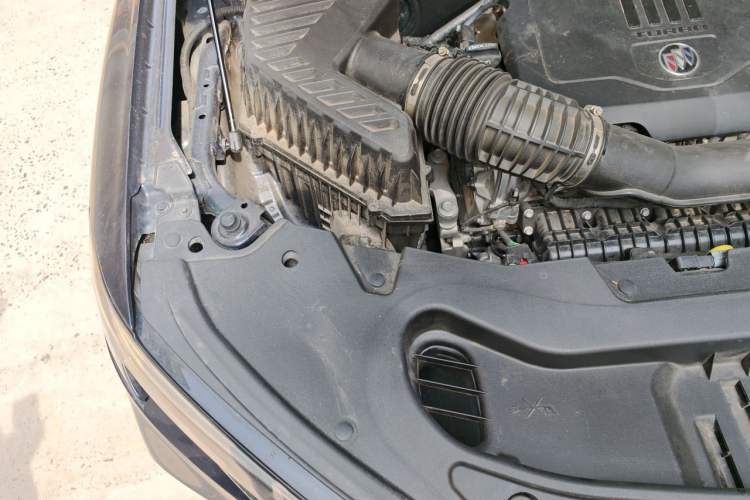 Used Buick Enclave 2020 28T Four-Wheel Drive Prestige Version Engine Bay Right