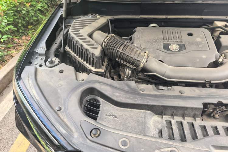 Used Buick Enclave 2020 28T Four-Wheel Drive Prestige Version Engine Bay Right