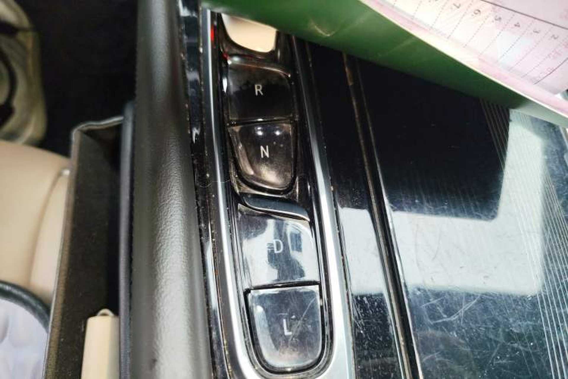 Used Buick Enclave 2020 28T Four-Wheel Drive Luxury Flagship Edition Gear Lever