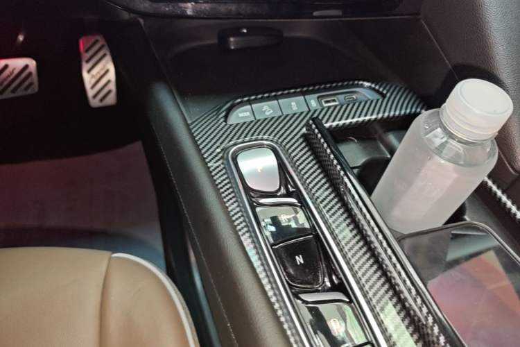 Used Buick Enclave 2020 28T Four-Wheel Drive Luxury Flagship Edition Gear Lever