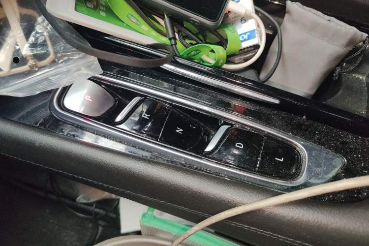 Used Buick Enclave 2020 28T Four-Wheel Drive Flagship Version Gear Lever