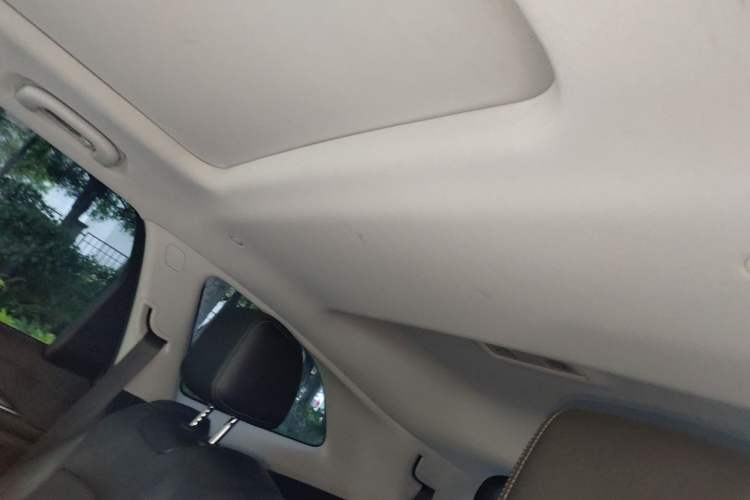 Used Buick Enclave 2020 28T Two-Wheel Drive Prestige Version Headliner