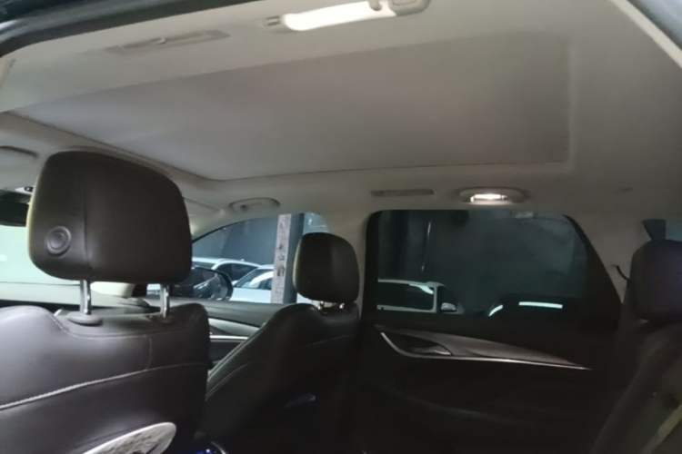 Used Buick Enclave 2020 28T Two-Wheel Drive Prestige Version Headliner