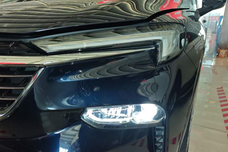 Used Buick Enclave 2020 28T Four-Wheel Drive Luxury Flagship Edition Left Front Headlight