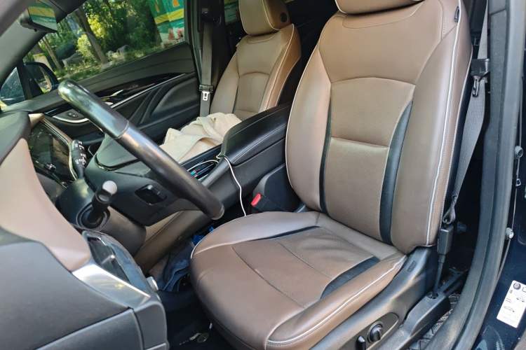Used Buick Enclave 2020 28T Four-Wheel Drive Luxury Flagship Edition Left Front Seat