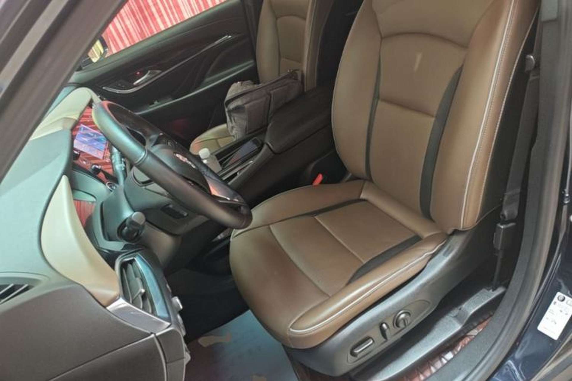 Used Buick Enclave 2020 28T Four-Wheel Drive Luxury Flagship Edition Left Front Seat