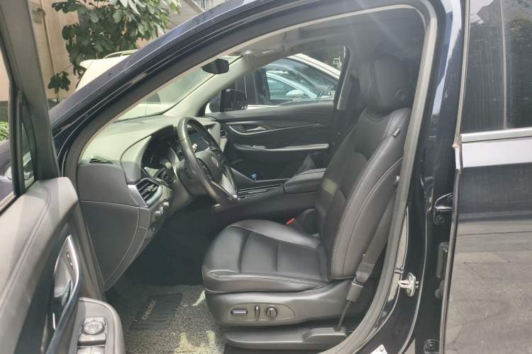 Used Buick Enclave 2020 28T Two-Wheel Drive Luxury Version Left Front Seat