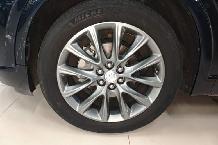 Used Buick Enclave 2020 28T Four-Wheel Drive Luxury Flagship Edition Left Front Wheel Hub