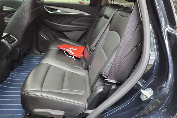 Used Buick Enclave 2020 28T Two-Wheel Drive Prestige Version Left Rear Seat