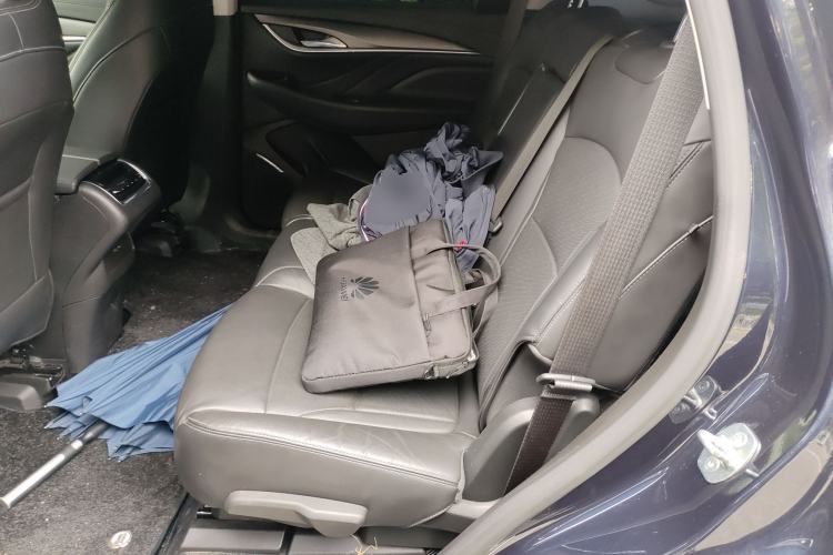 Used Buick Enclave 2020 28T Two-Wheel Drive Prestige Version Left Rear Seat