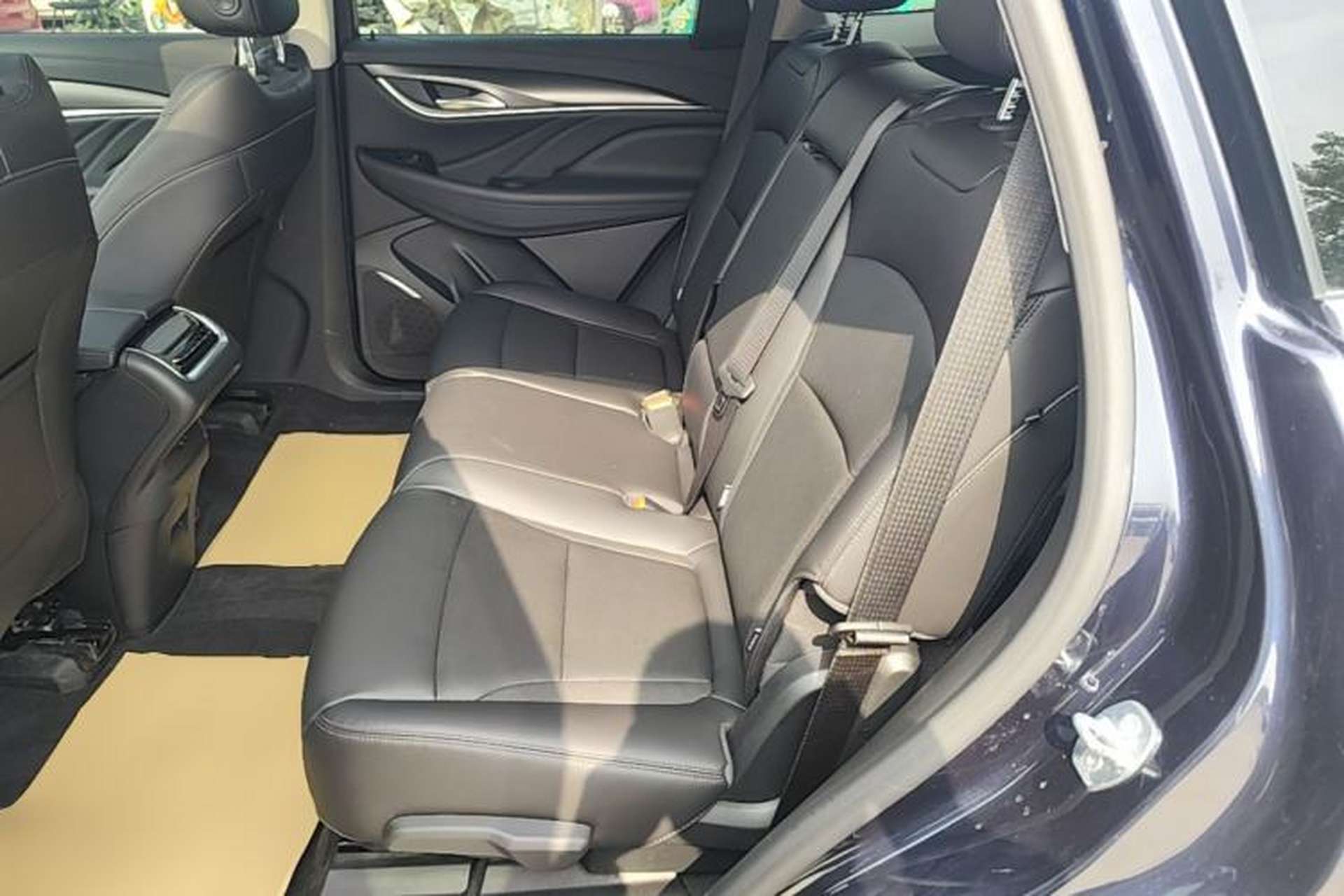Used Buick Enclave 2020 28T Two-Wheel Drive Zhanqi Version Left Rear Seat