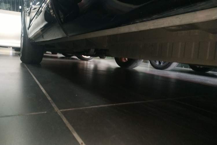 Used Buick Enclave 2020 28T Four-Wheel Drive Flagship Version Left Side Sill