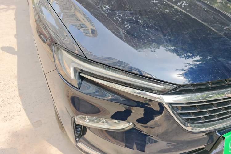 Used Buick Enclave 2020 28T Four-Wheel Drive Prestige Version Right Front Headlight