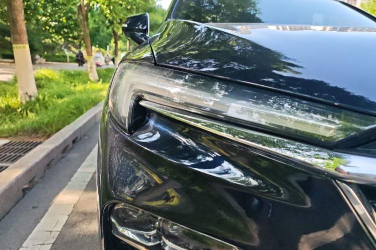 Used Buick Enclave 2020 28T Four-Wheel Drive Luxury Flagship Edition Right Front Headlight