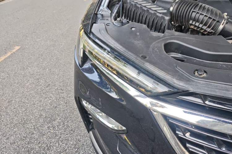Used Buick Enclave 2020 28T Two-Wheel Drive Prestige Version Right Front Headlight