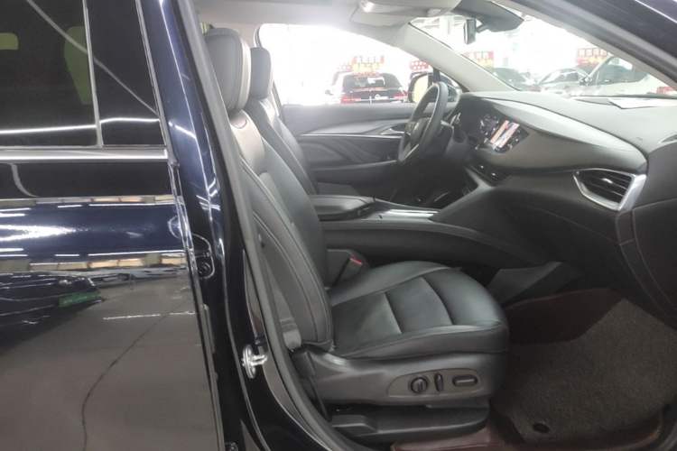 Used Buick Enclave 2020 28T Four-Wheel Drive Prestige Version Right Front Seat