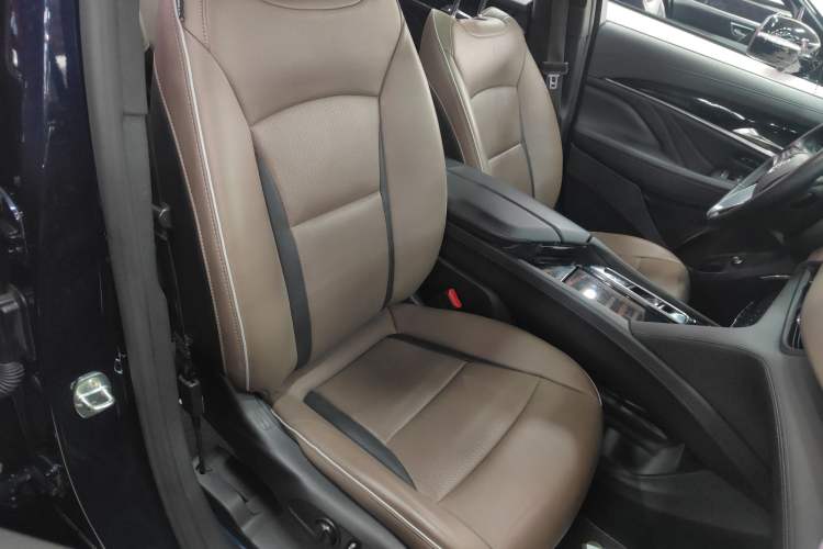 Used Buick Enclave 2020 28T Four-Wheel Drive Flagship Version Right Front Seat