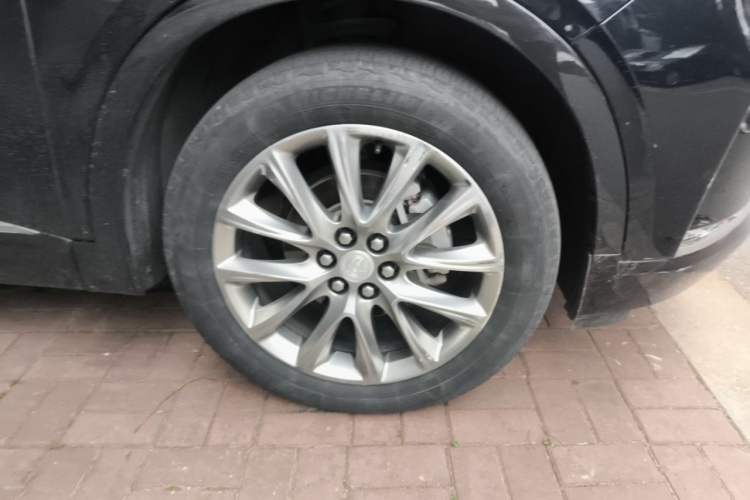 Used Buick Enclave 2020 28T Four-Wheel Drive Prestige Version Right Front Wheel Hub